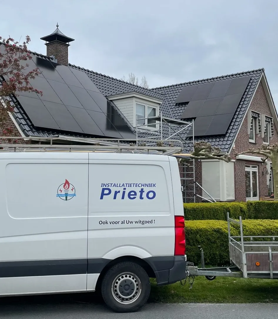 Installatietechniek Project: zonnepanelen op een dak
